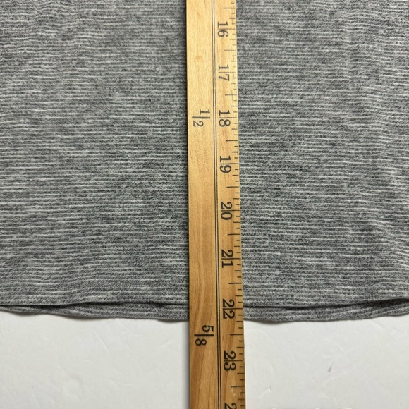 Theory Lightweight Turtleneck in Grey Heather Stripe Size: US- XS - Picture 11 of 11